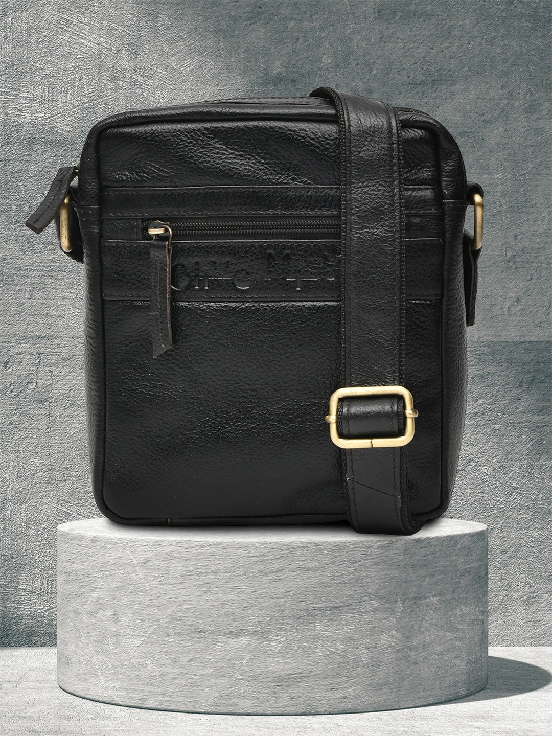 

OLIVE MIST Unisex Leather Messenger Bag, Black