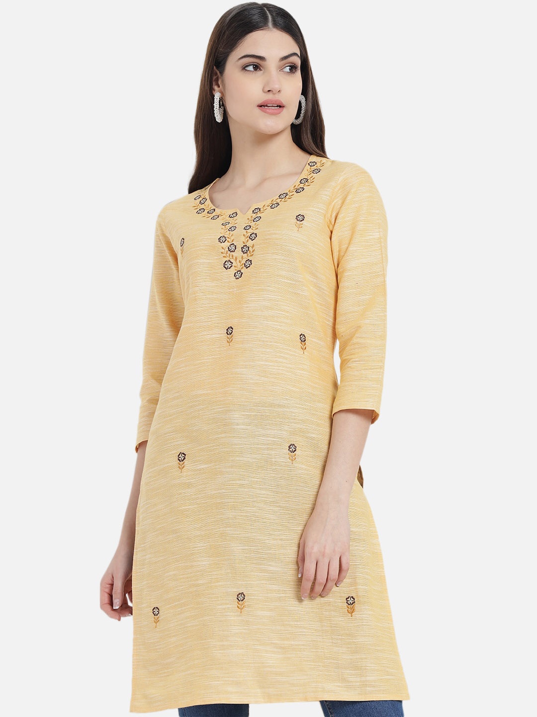 

AAYUMI Floral Embroidered Pure Cotton Kurta, Yellow