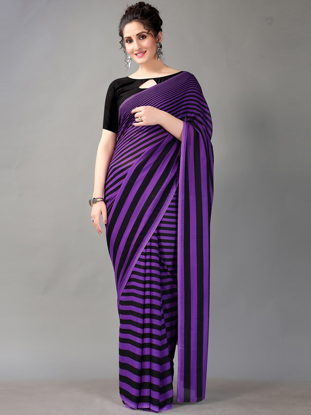 

HRITIKA Striped Poly Georgette Saree, Purple