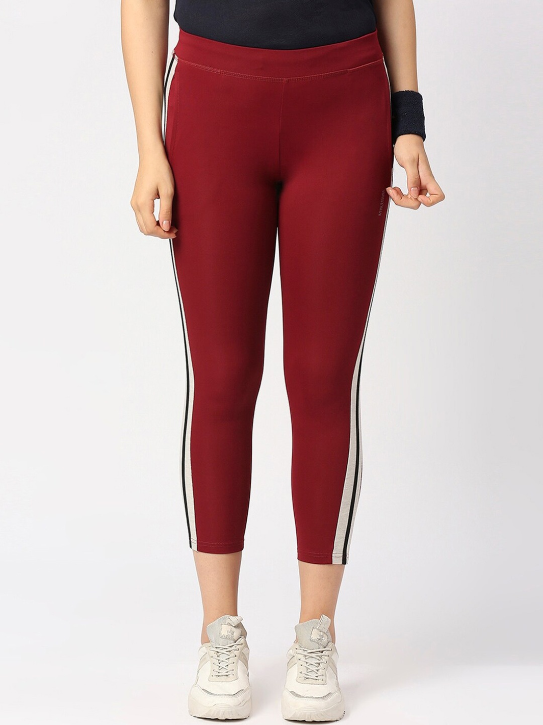 

Lovable Sport Women Slim Fit Training or Gym Tights, Maroon