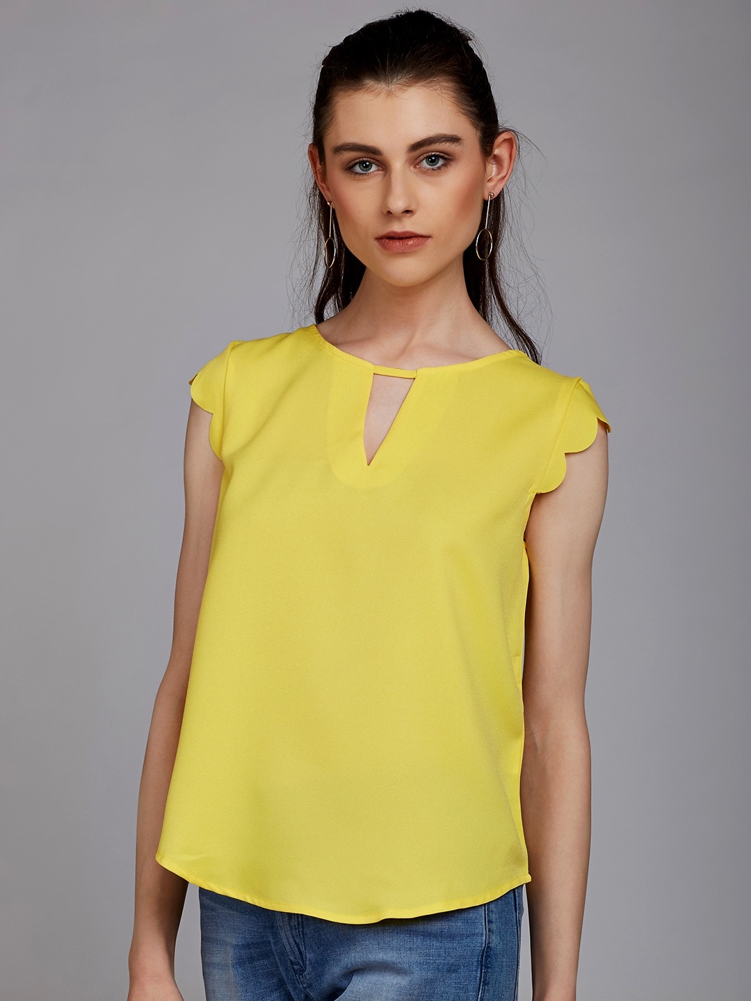

Berrylush Women Yellow Solid A-Line Top