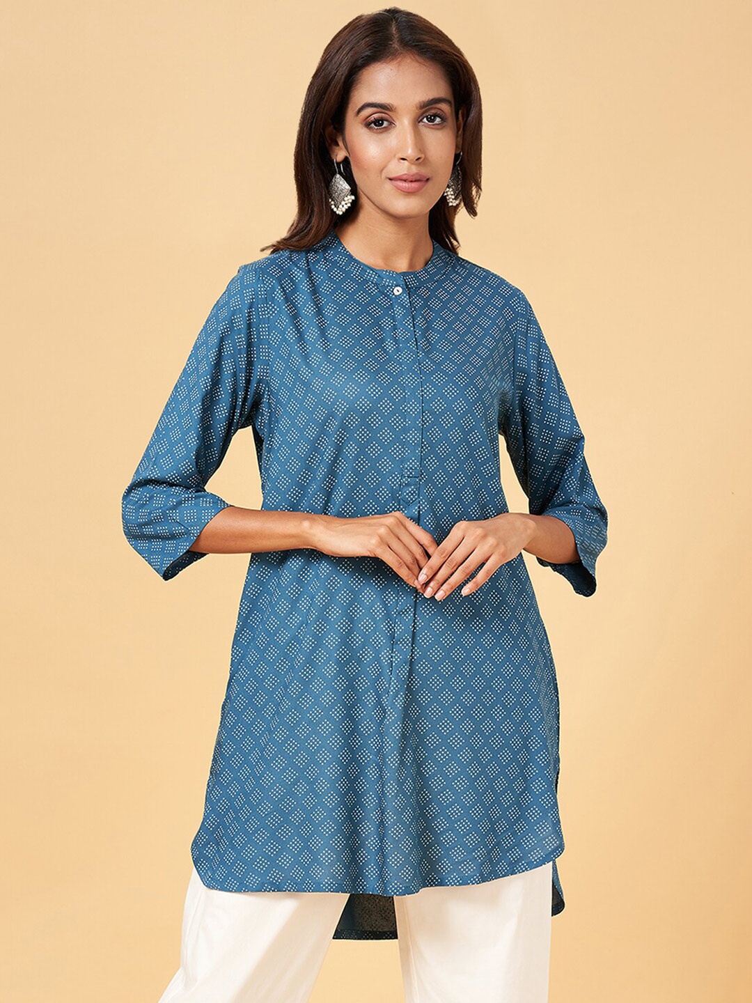 

RANGMANCH BY PANTALOONS Geometric Printed Ethnic Tunic, Blue