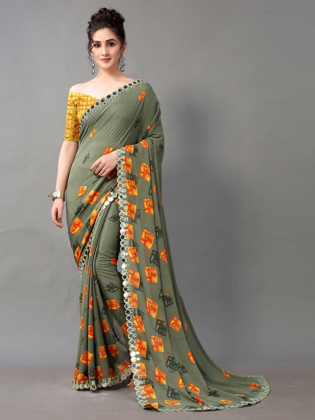 

KALINI Geometric Printed Mirror Work Saree, Green