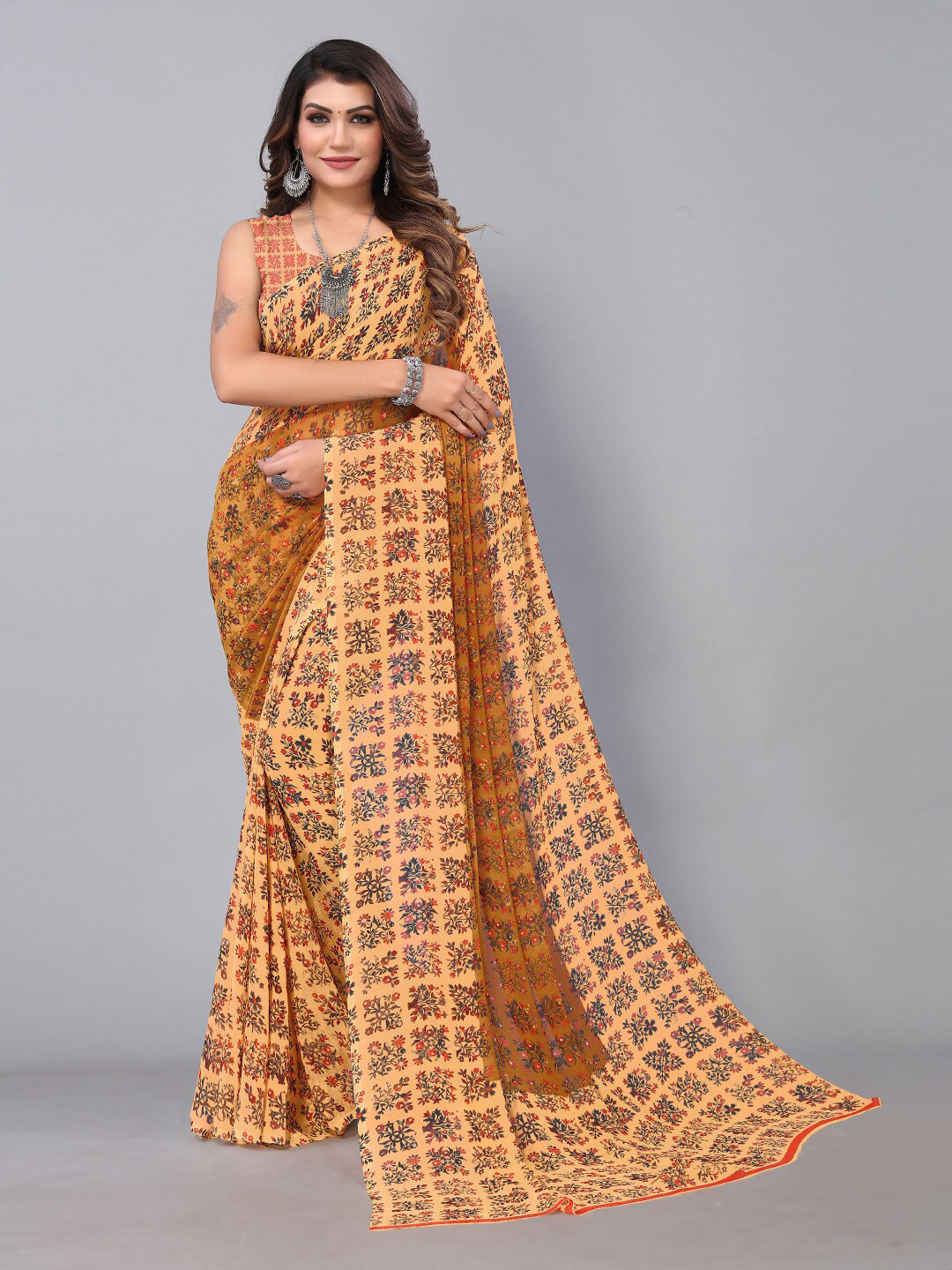 

KALINI Floral Printed Pure Georgette Block Print Saree, Cream