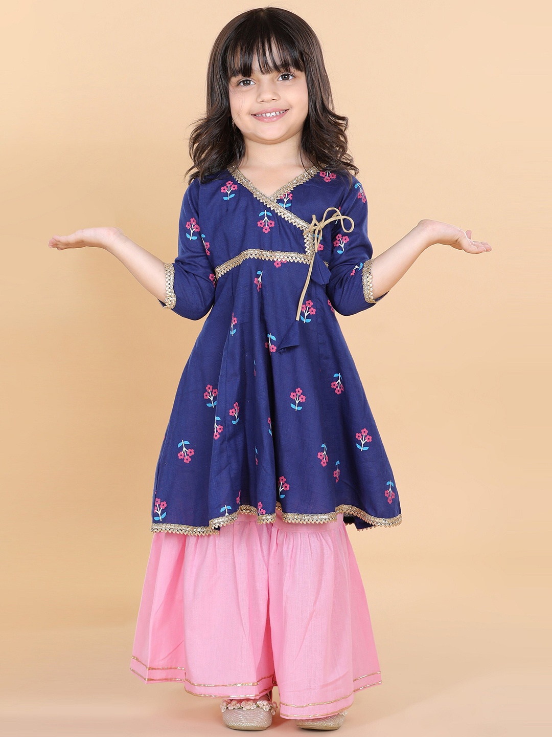 

Aj DEZInES Girls Floral Printed Angrakha Pure Cotton Kurta With Sharara, Navy blue