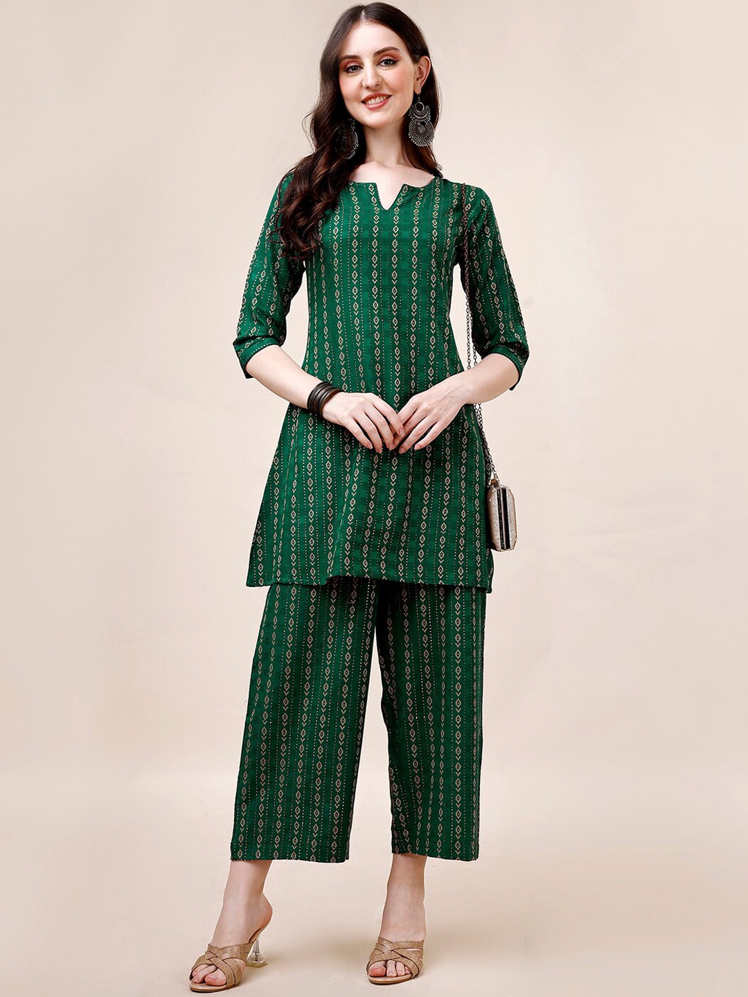 

Amrutam Fab Ethnic Motifs Printed Pure Cotton Jacquard Weave A-Line Kurti With Palazzos, Green