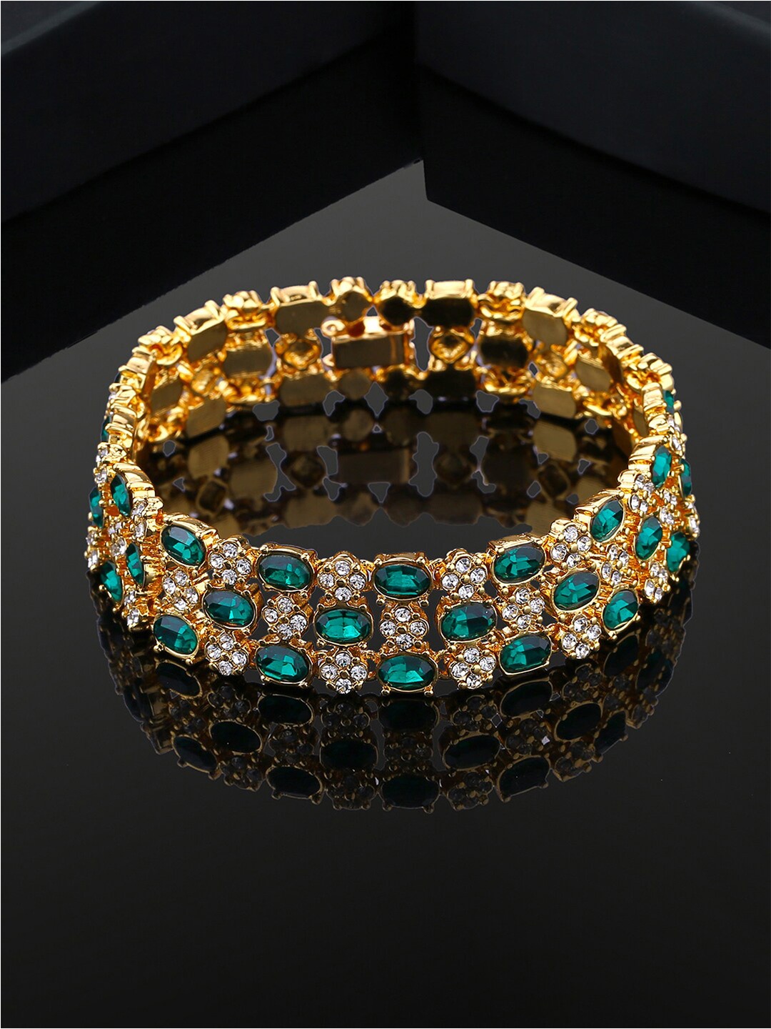 

Estele Gold-Plated Crystals Studded Link Bracelet