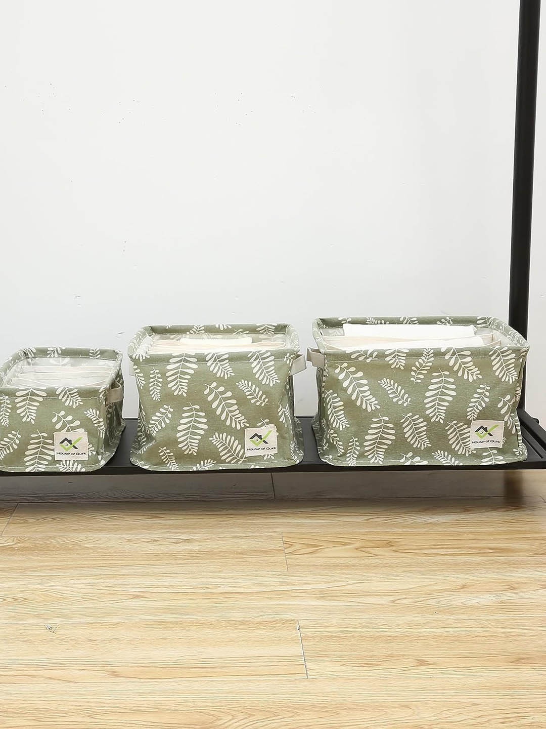 

HOUSE OF QUIRK Green & White 3 Pieces Printed Foldable Drawer Organisers