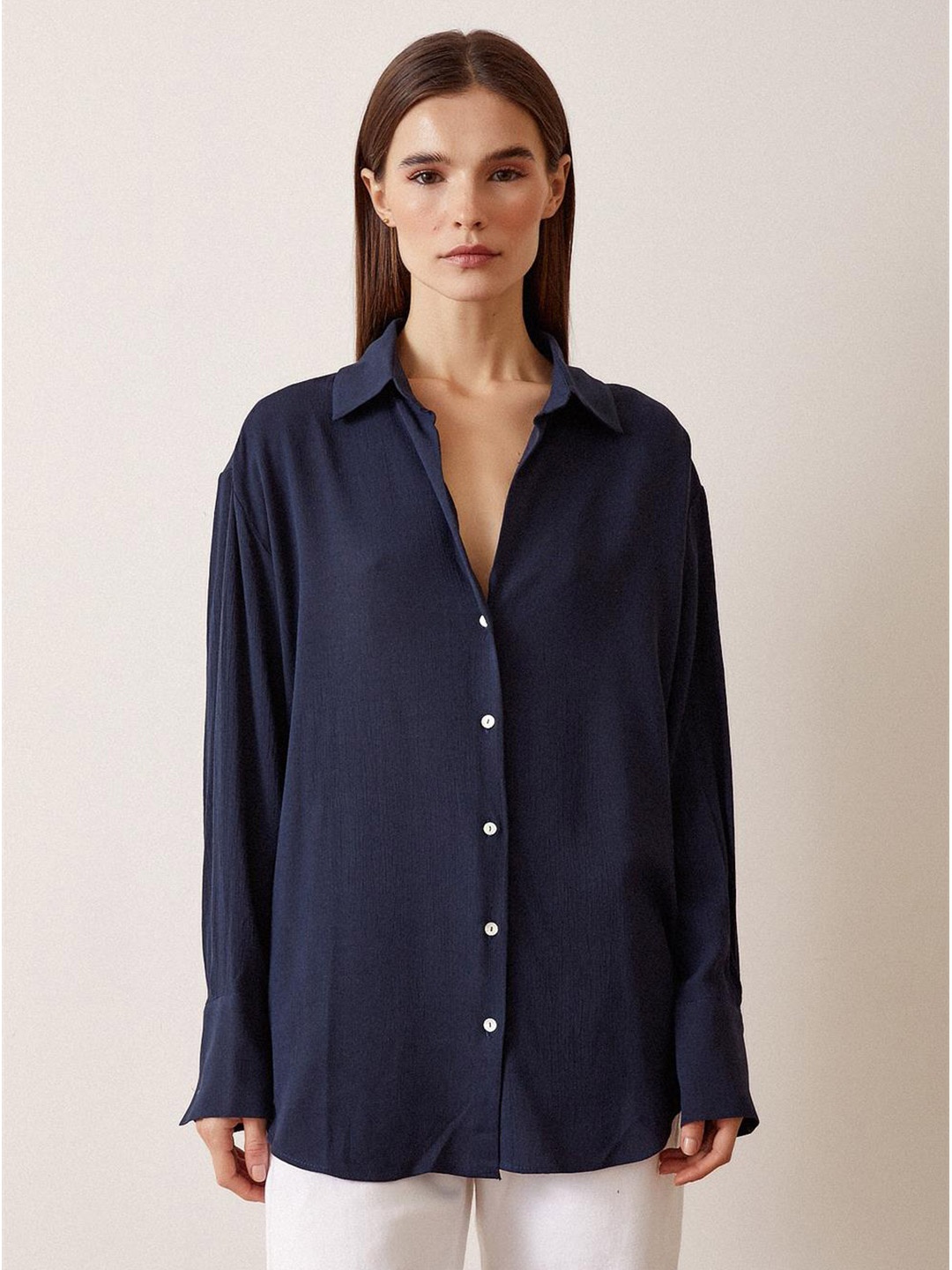 

PRET A TUER Drop Shoulder Sleeves Spread Collar Casual Shirt, Navy blue