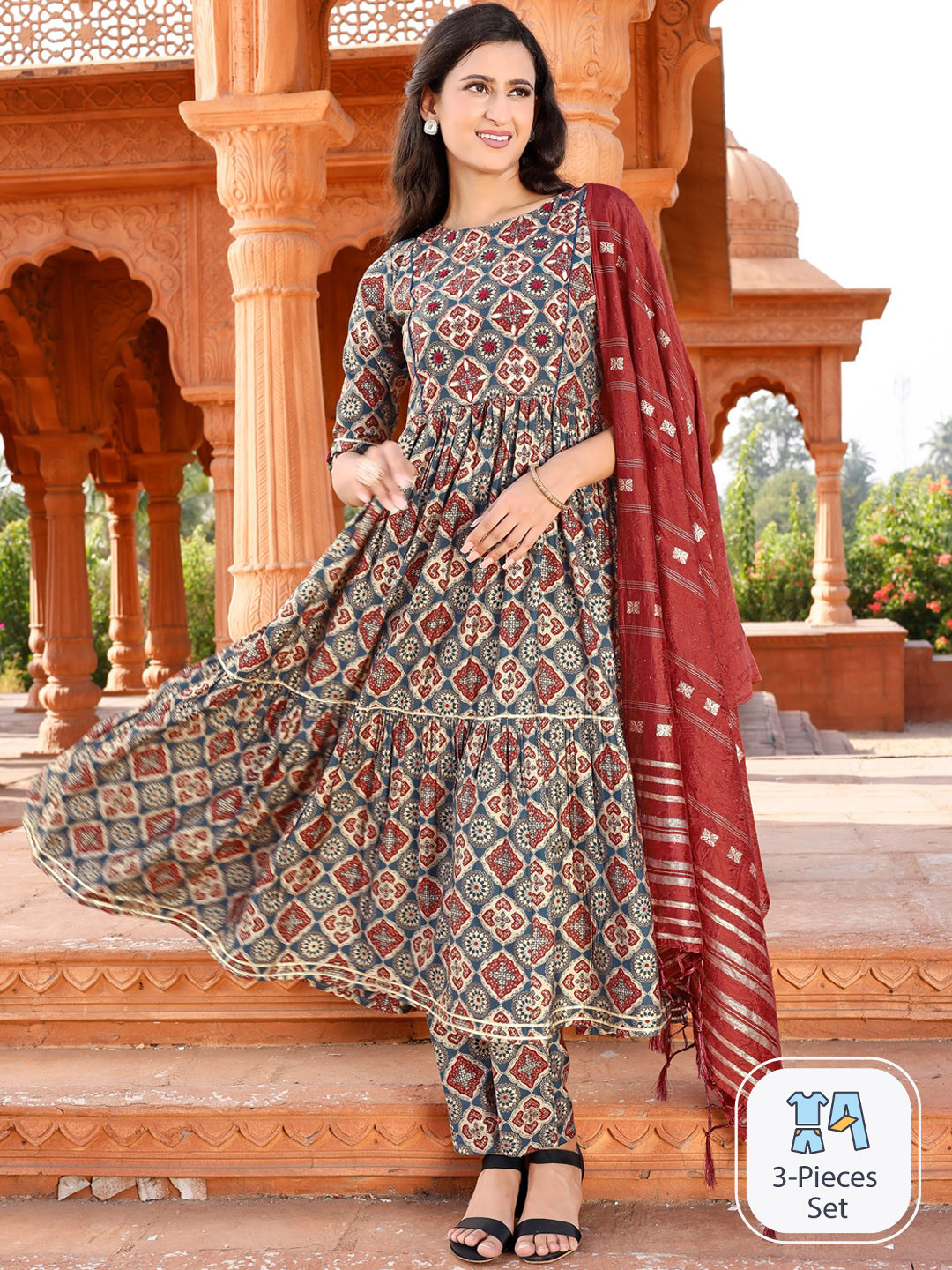 

Tikhi Imli Ethnic Motifs Printed Tiered Thread Work Anarkali Kurta With Trousers & Dupatta, Navy blue