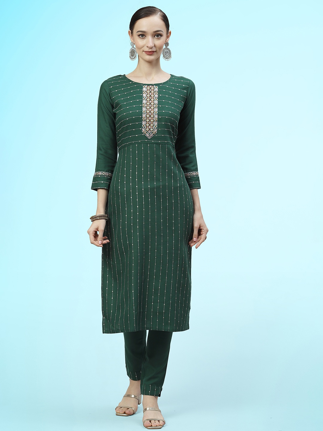 

Sangria Green Ethnic Motifs Embroidered Thread Work Pure Silk Kurta With Trouser