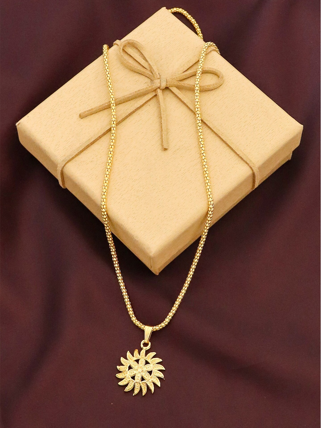 

Ramdev Art Fashion Jwellery Gold-Plated Pendant With Chain
