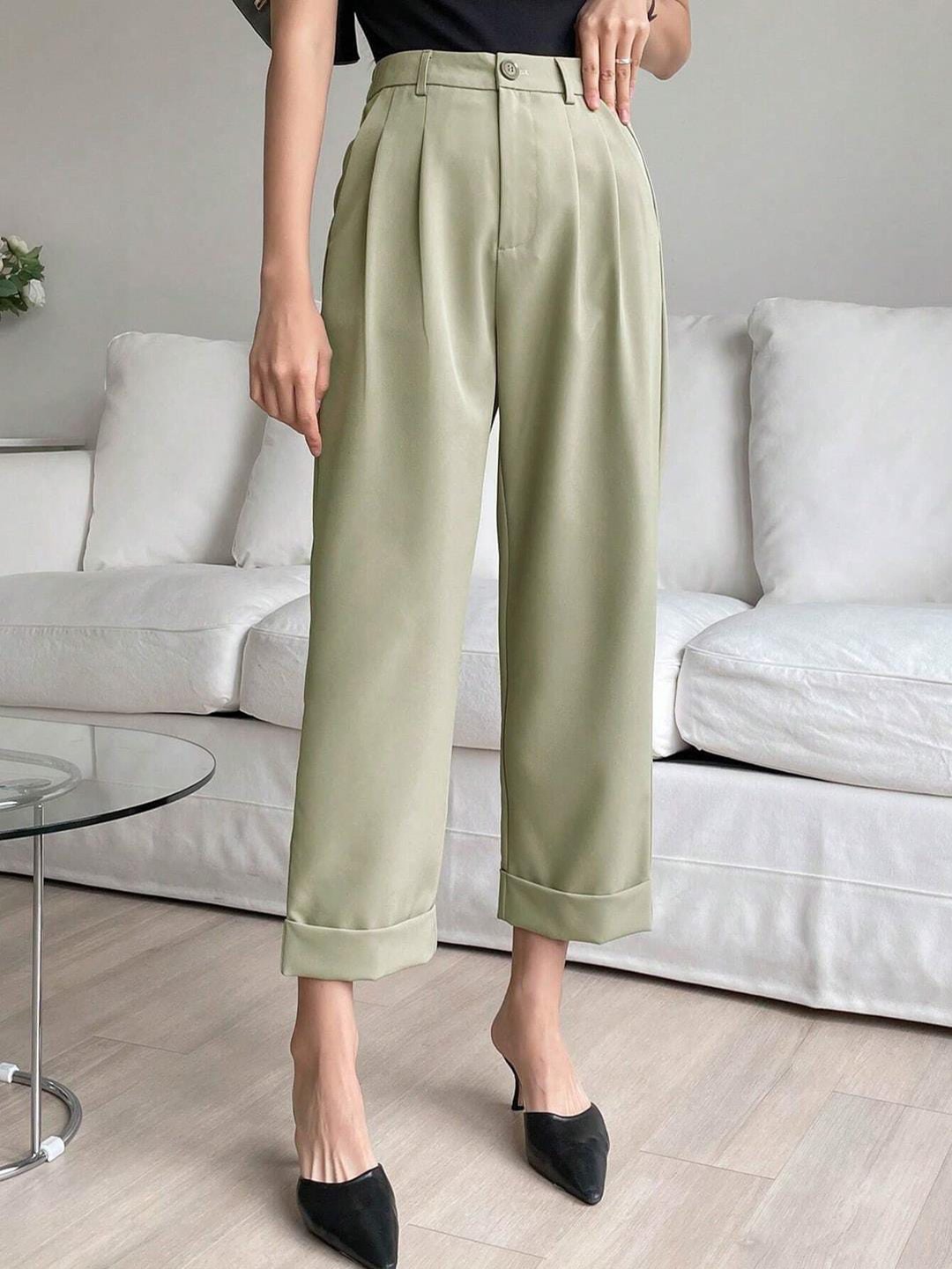 

Kotty Women Relaxed Straight Leg Straight Fit Easy Wash Parallel Trousers, Green