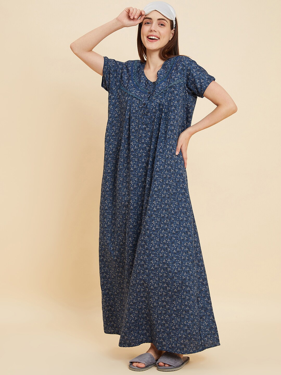 

Sweet Dreams Blue & Black Floral Printed Round Neck Pure Cotton Maxi Nightdress