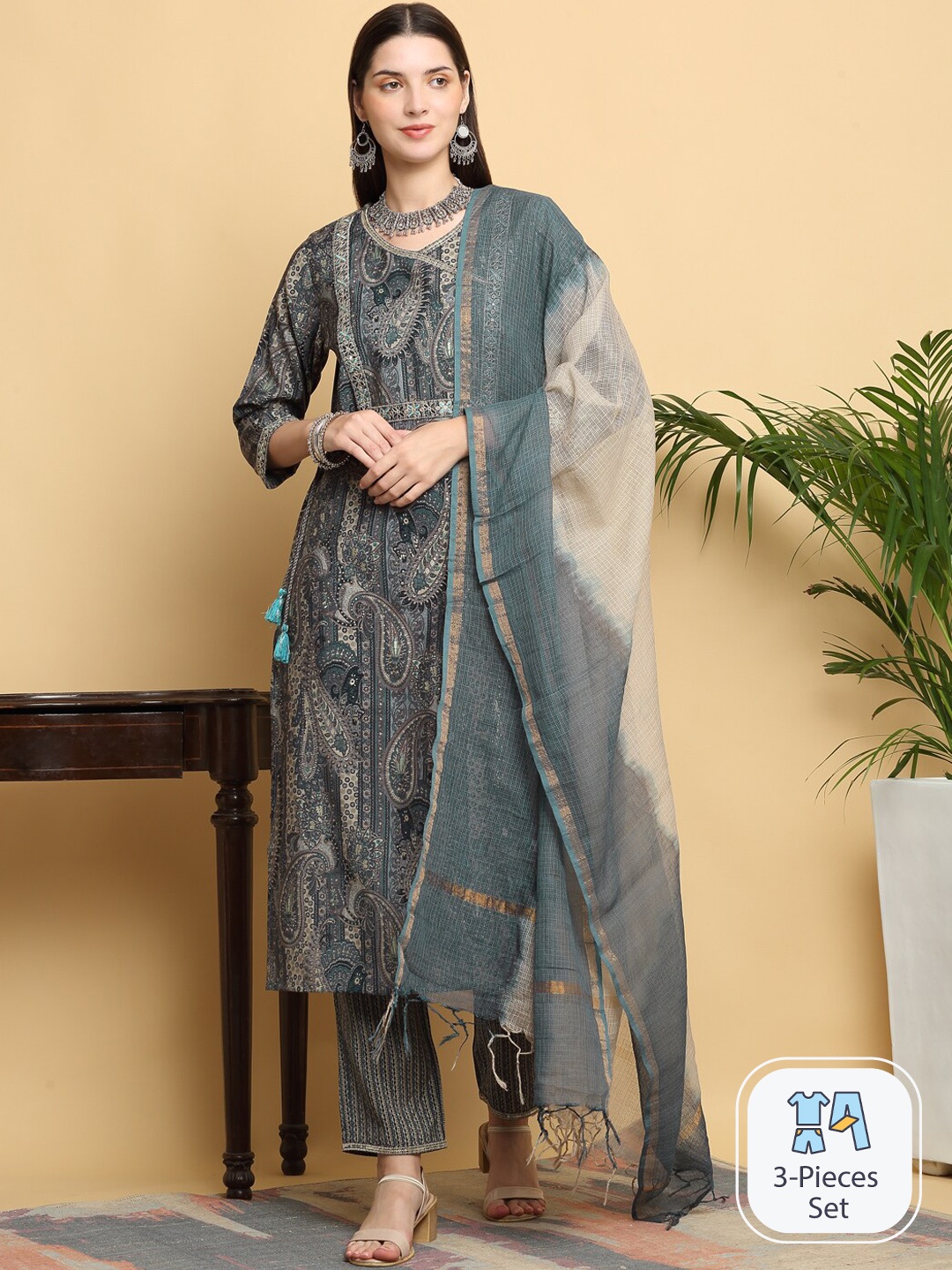 

KALINI Paisley Printed Kurta & Trousers With Dupatta, Grey