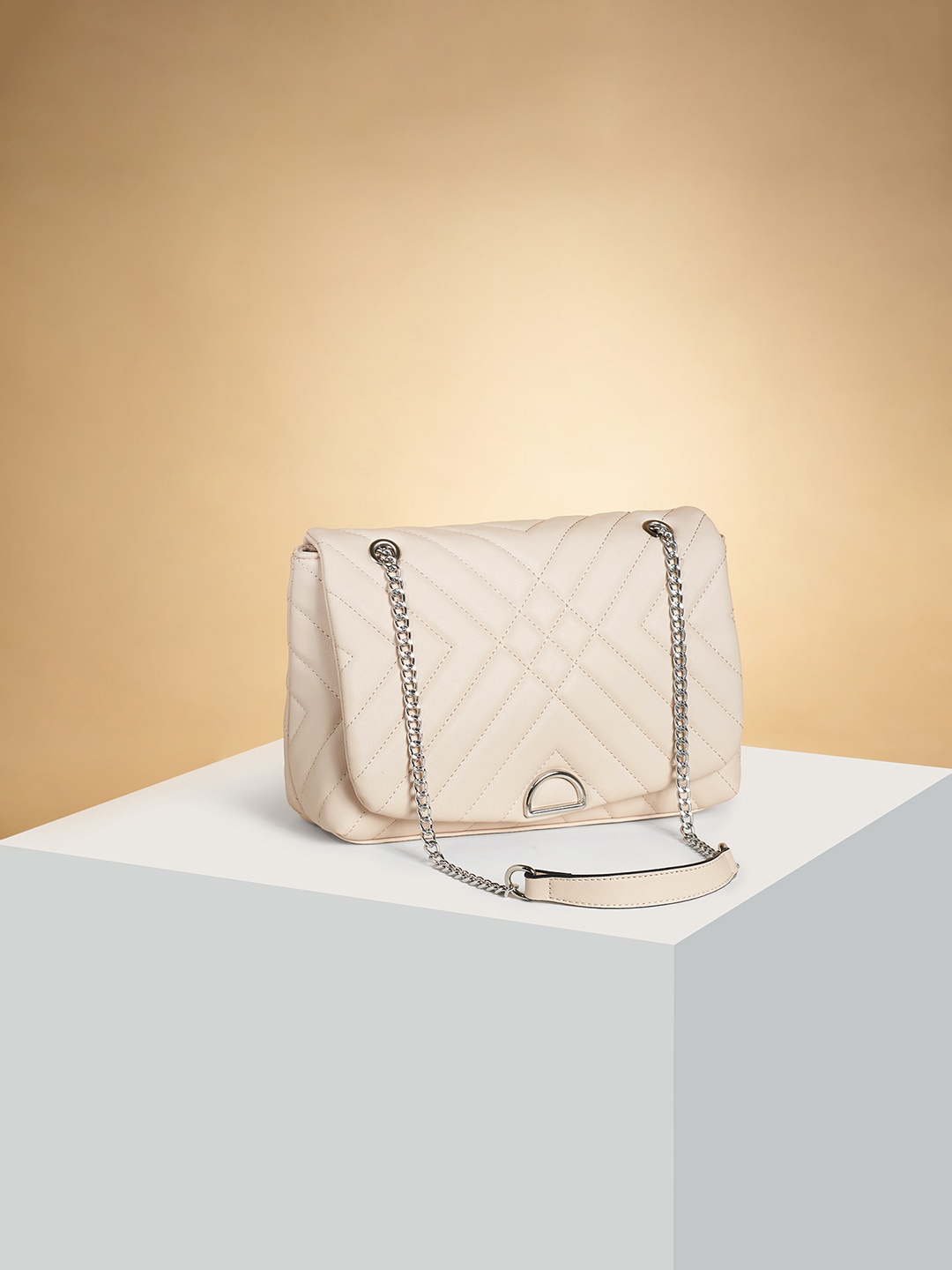 

Forever Glam by Pantaloons Structured Sling Bag With Quilted, Off white