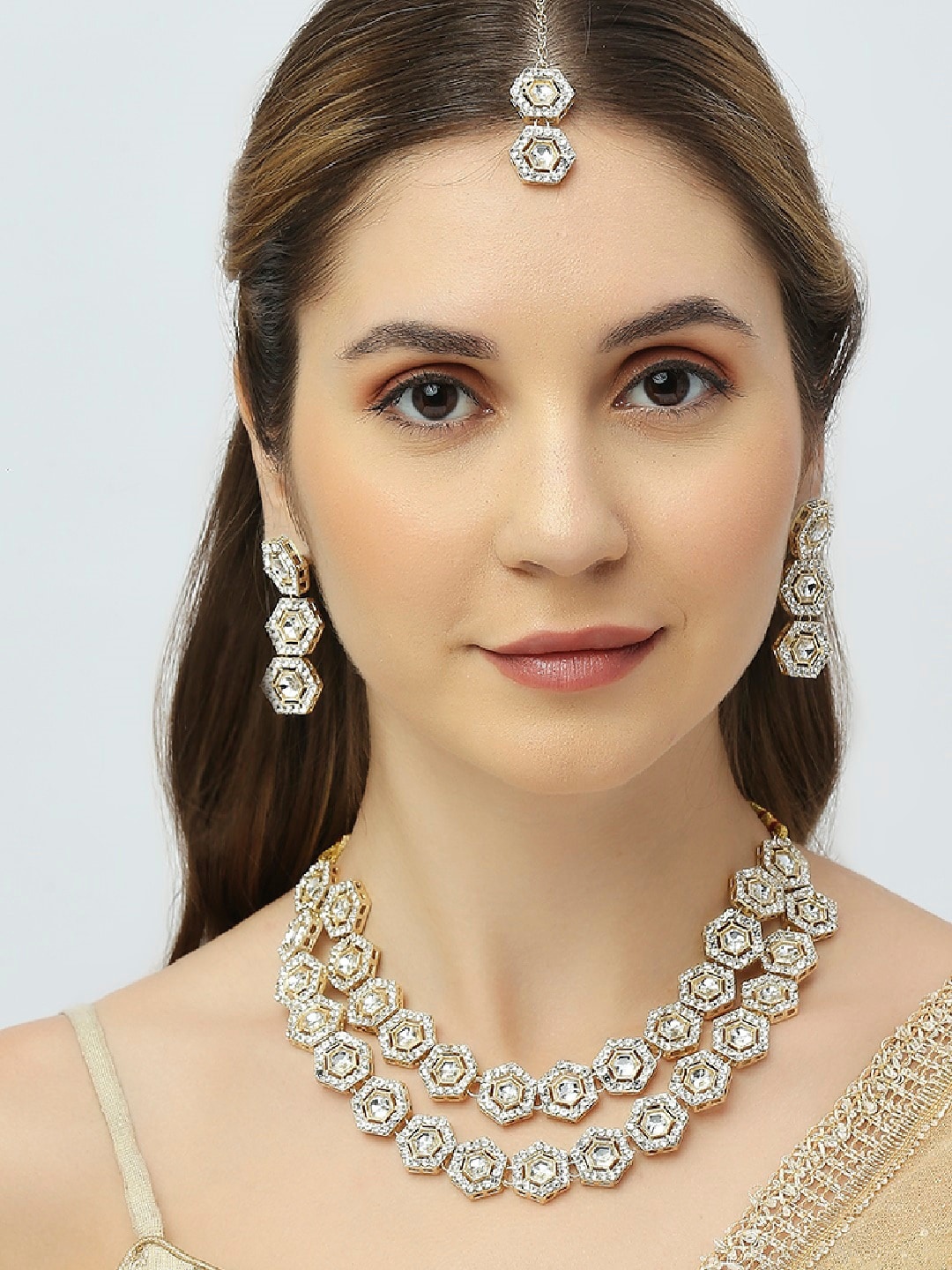 

OOMPH Kundan Studded Layered Jewellery Set, Gold