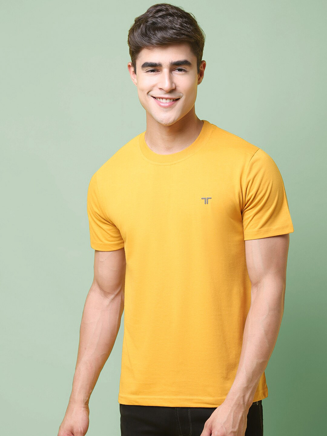 

tee projekt Round Neck Regular Fit Casual T-shirt, Yellow