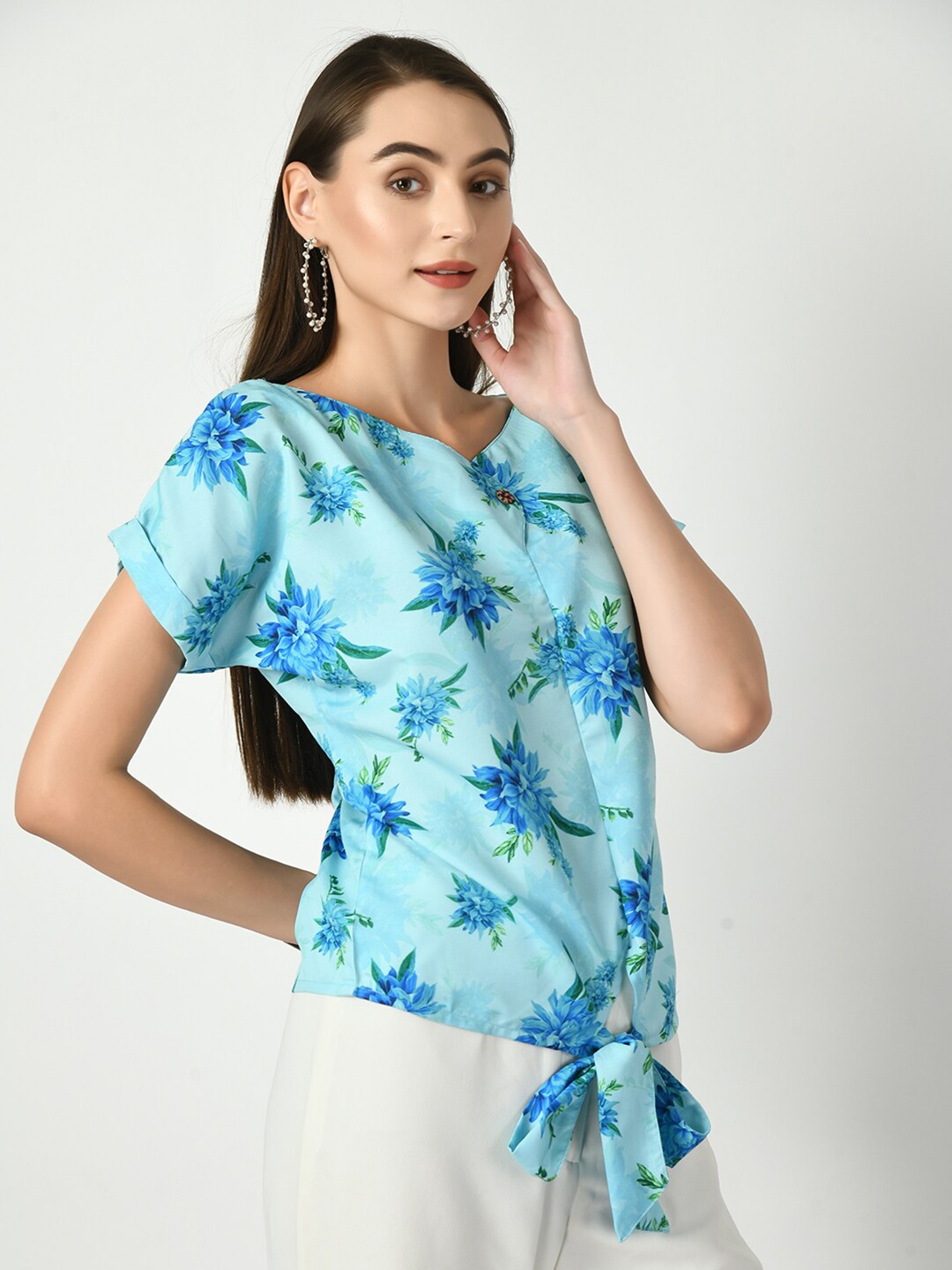 

DressBerry Floral Printed Extended Sleeves Top, Blue