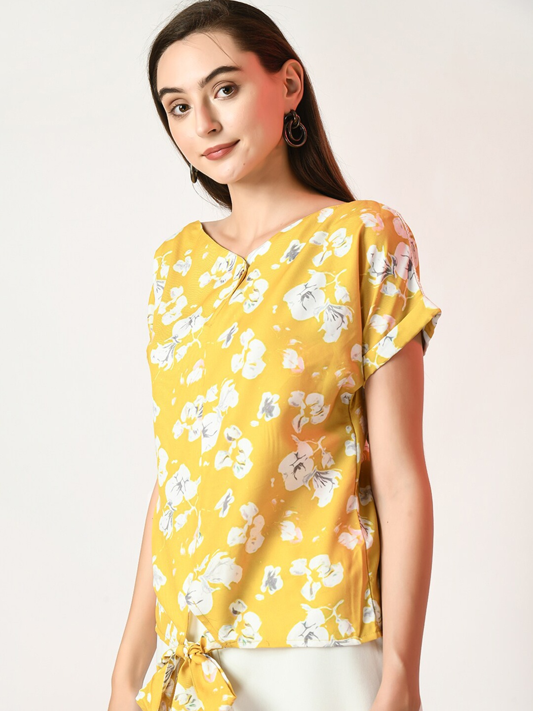 

DressBerry Floral Printed V-Neck Extended Sleeves Waist Tie-Ups Top, Yellow