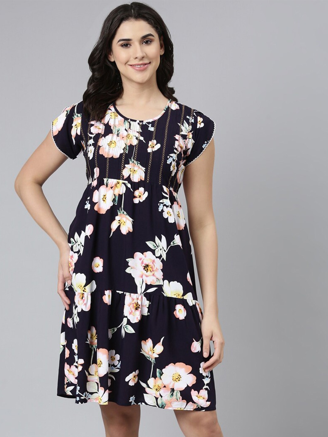 

GOLDSTROMS Floral Printed Night Dress, Black