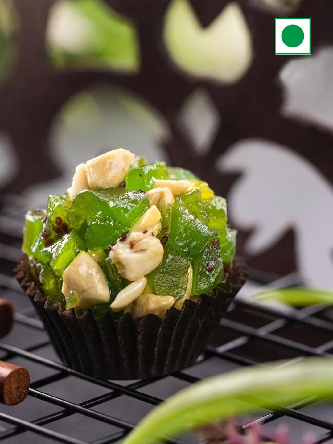 

The Baklava Box Kiwi Cashew Ladoo Sweets-500 gms, Blue