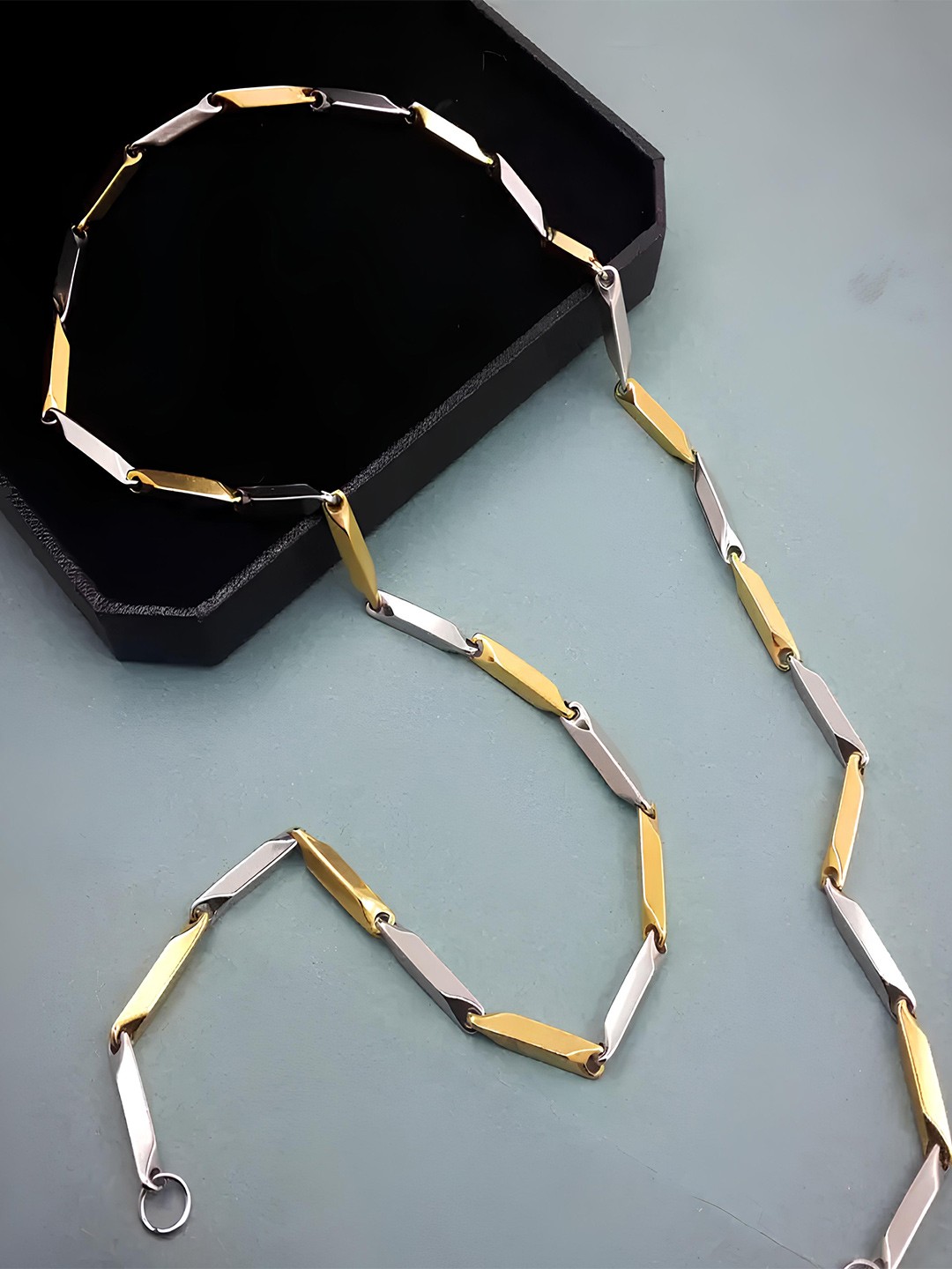 

KARISHMA KREATIONS Unisex Gold Plated Stainless Steel Chain