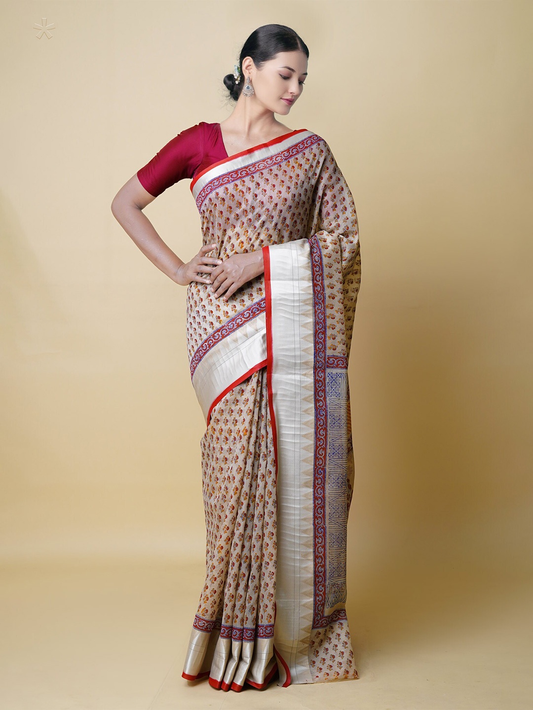 

Unnati Silks Floral Zari Silk Cotton Chanderi Saree, Cream