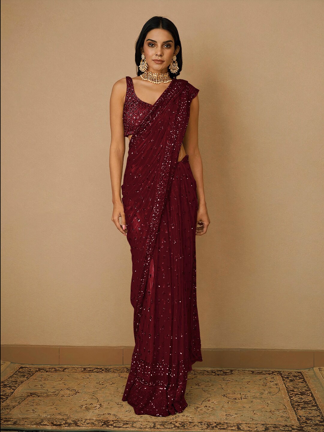 

Angroop Embellished Sequinned Net Saree, Maroon