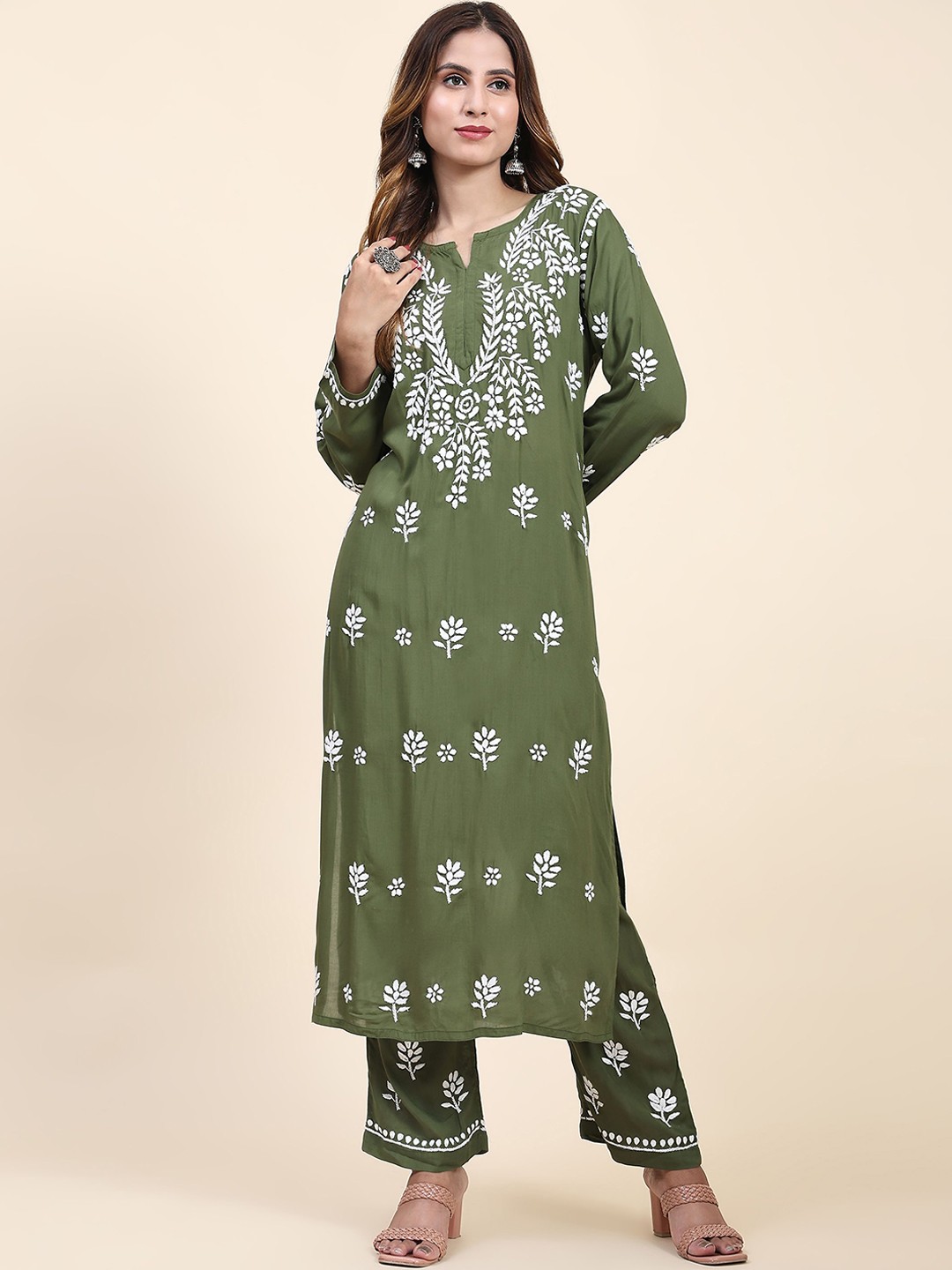 

HOUSE OF KARI Floral Embroidered Thread Work Pure Cotton Kurta with Trousers, Olive