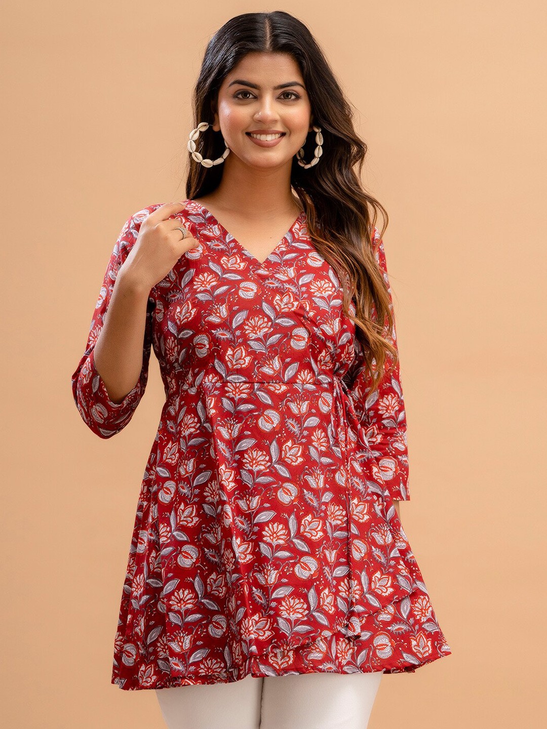 

FERANOID Floral Printed V-Neck Pure Cotton A-Line Kurti, Red