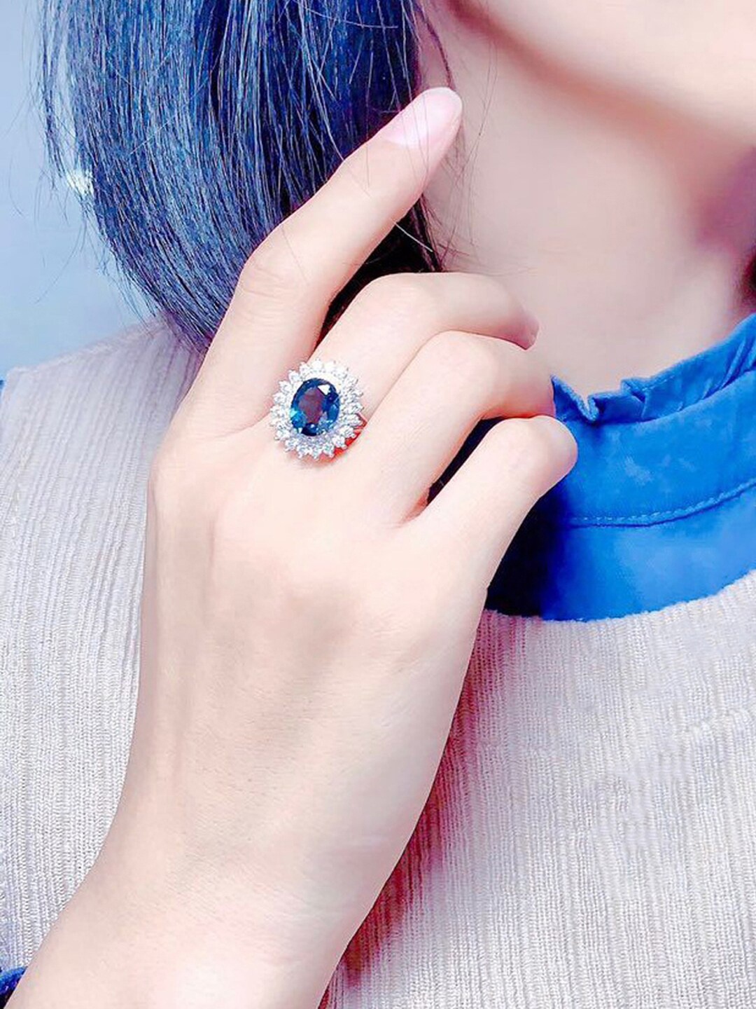 

Designs & You Silver-Plated American Diamond Studded Oval Finger Ring