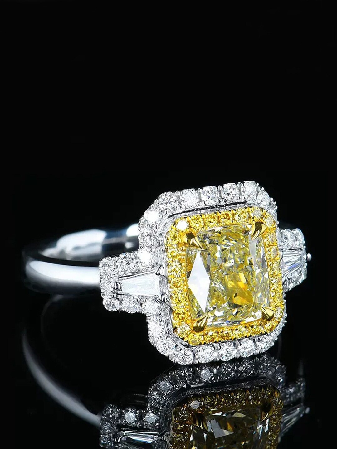 

Designs & You Silver-Plated American Diamond Studded Finger Ring