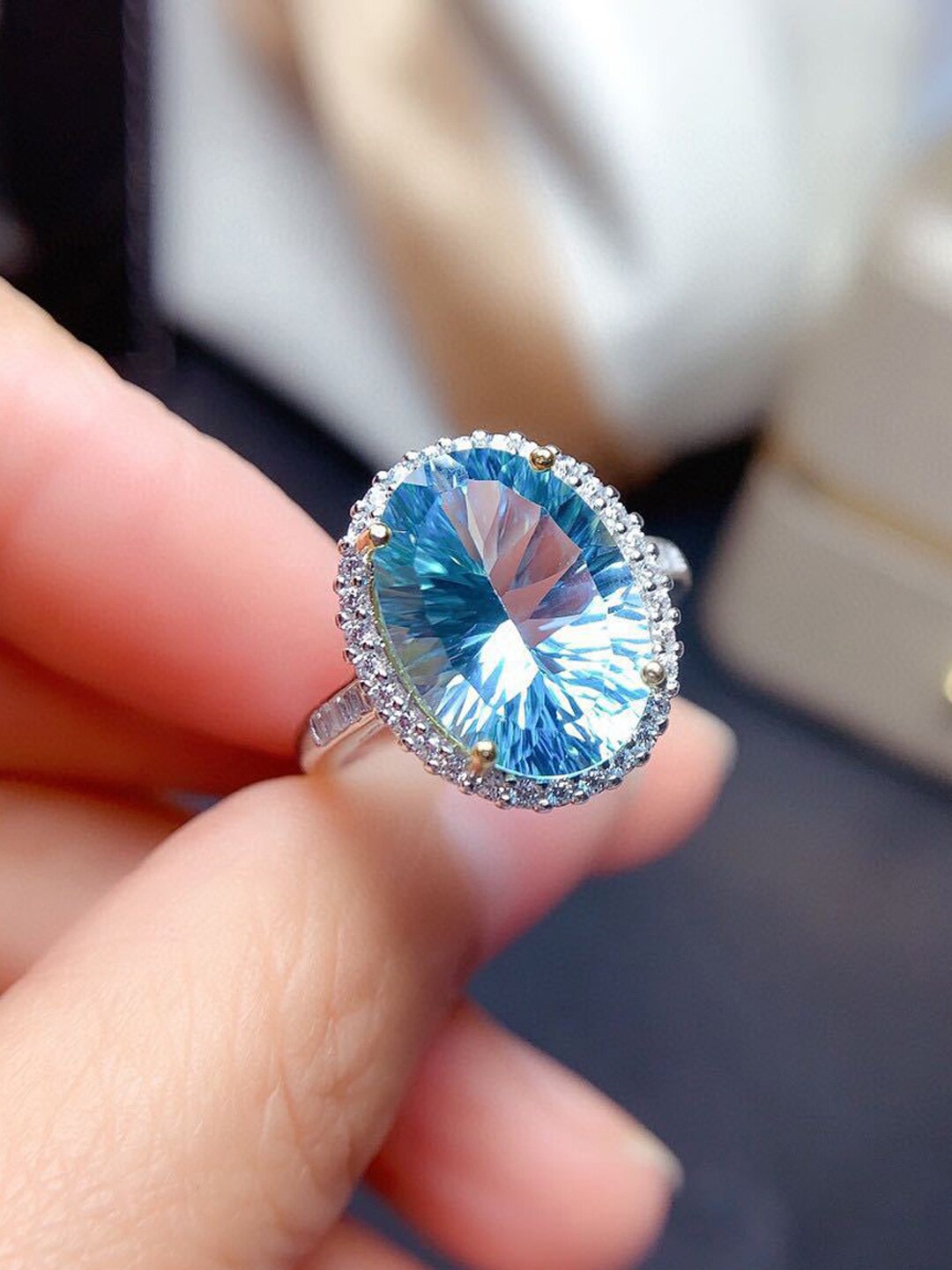 

Designs & You Silver-Plated AD Studded Oval Finger Ring