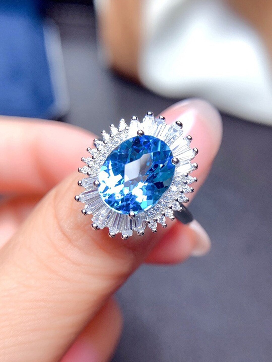 

Designs & You Silver-Plated American Diamond Studded Oval Finger Ring