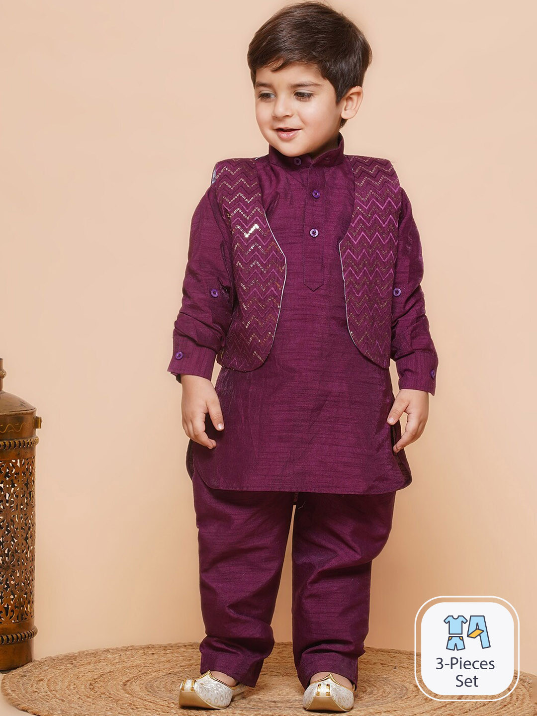 

Aj DEZInES Boys Band Collar Straight Kurta & Pyjama With Waistcoat, Purple