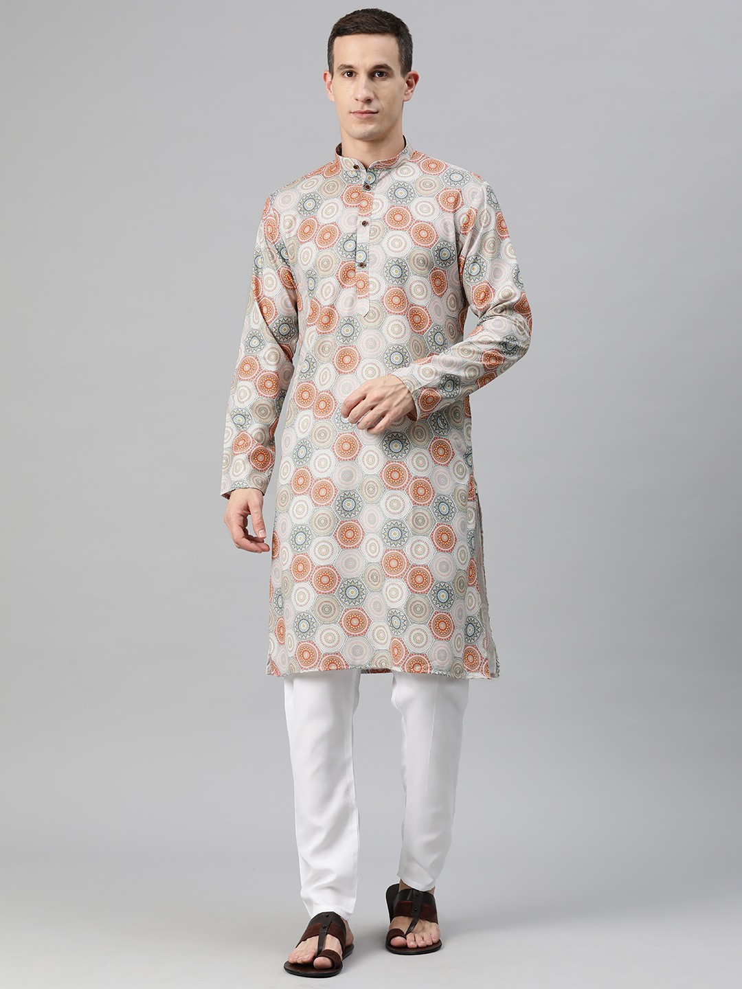 

Luxrio Men Ethnic Motifs Printed Mandarin Collar Regular Kurta with Pyjamas, Cream