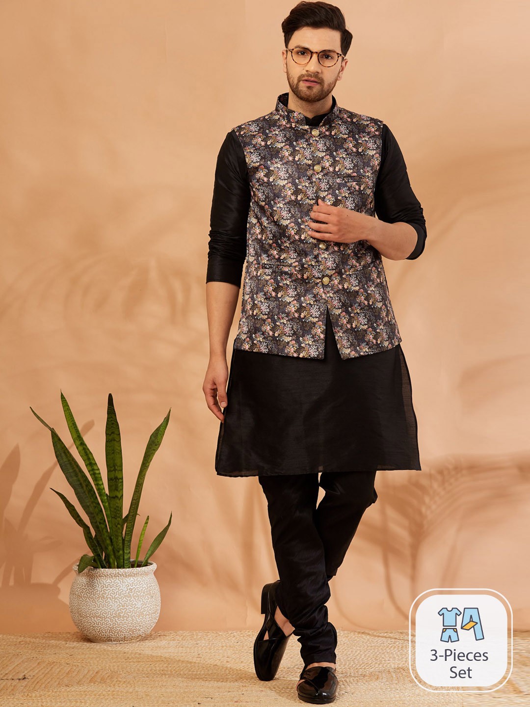 

Armaan Ethnic Mandarin Collar Regular Kurta with Churidar, Black