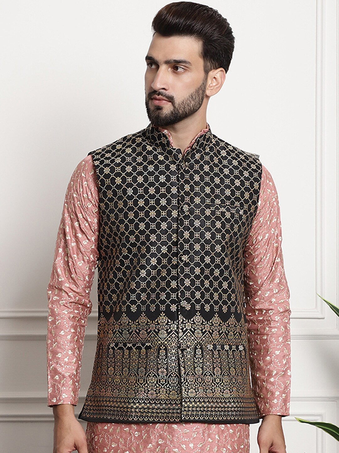 

SOJANYA Ethnic Motifs Embroidered Mandarin Collar Nehru Jackets, Black