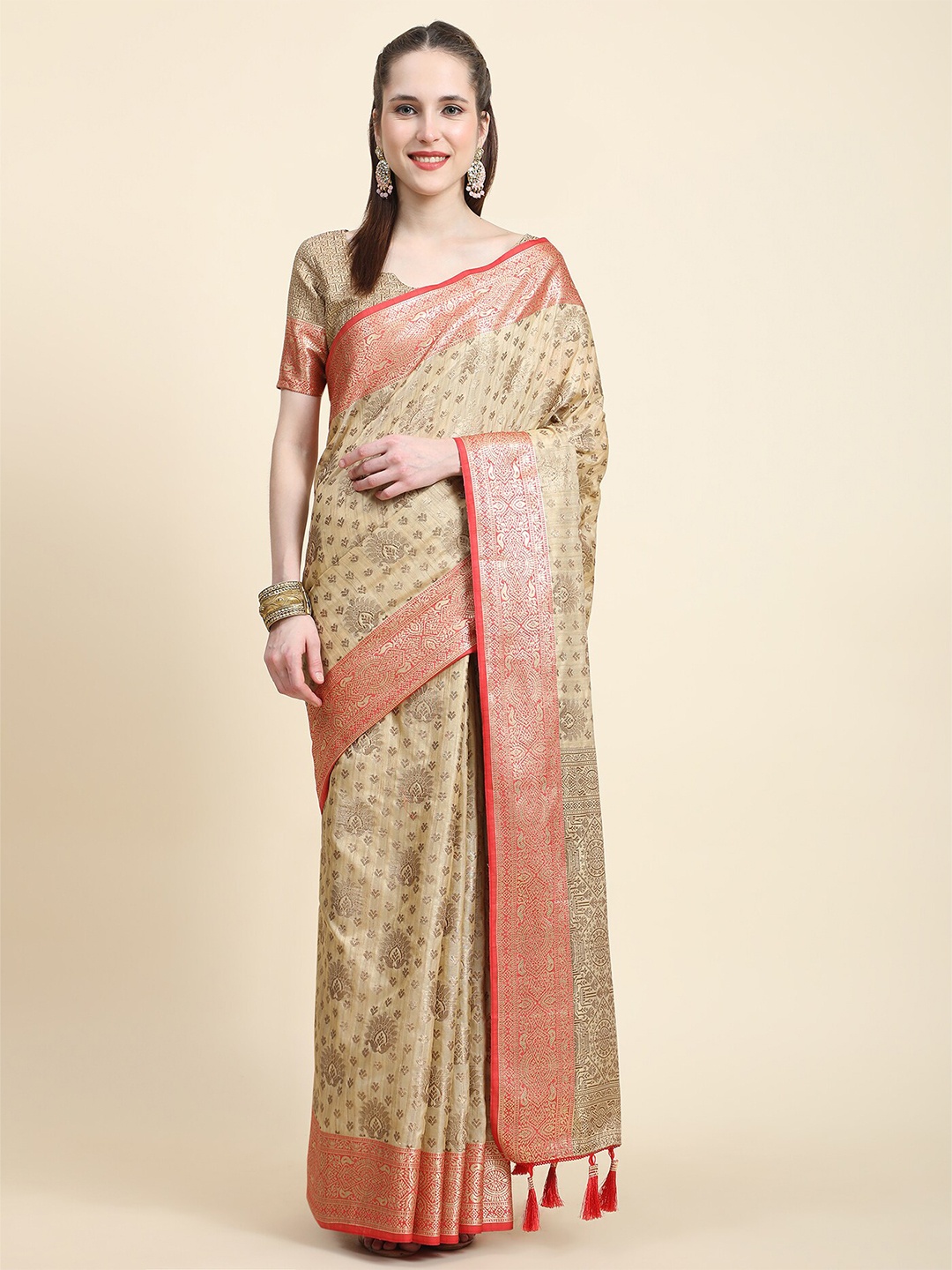 

MARGI DESIGNERS Ethnic Motifs Woven Design Zari Kanjeevaram Saree, Cream