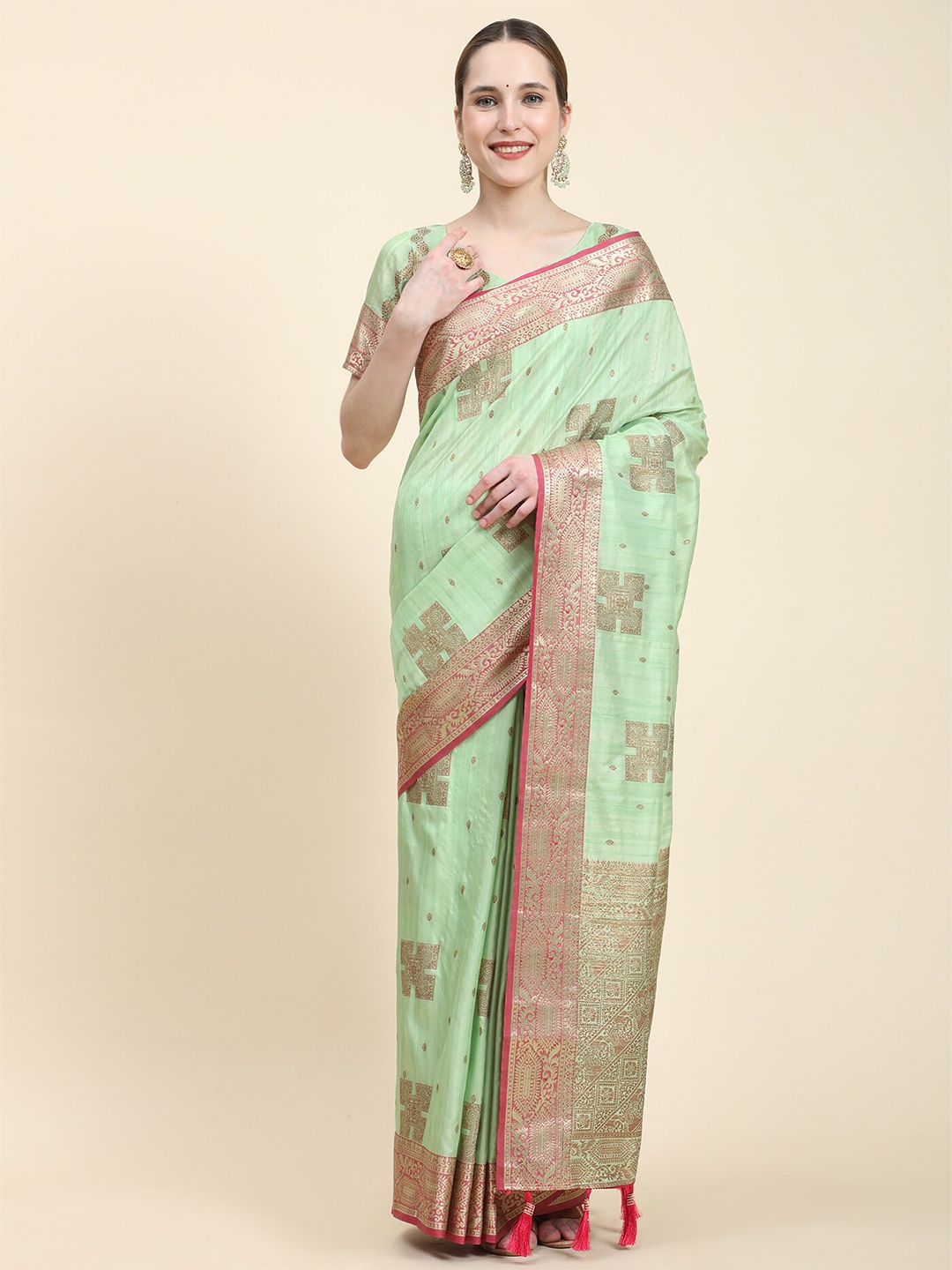 

MARGI DESIGNERS Ethnic Motifs Woven Design Zari Kanjeevaram Saree, Green