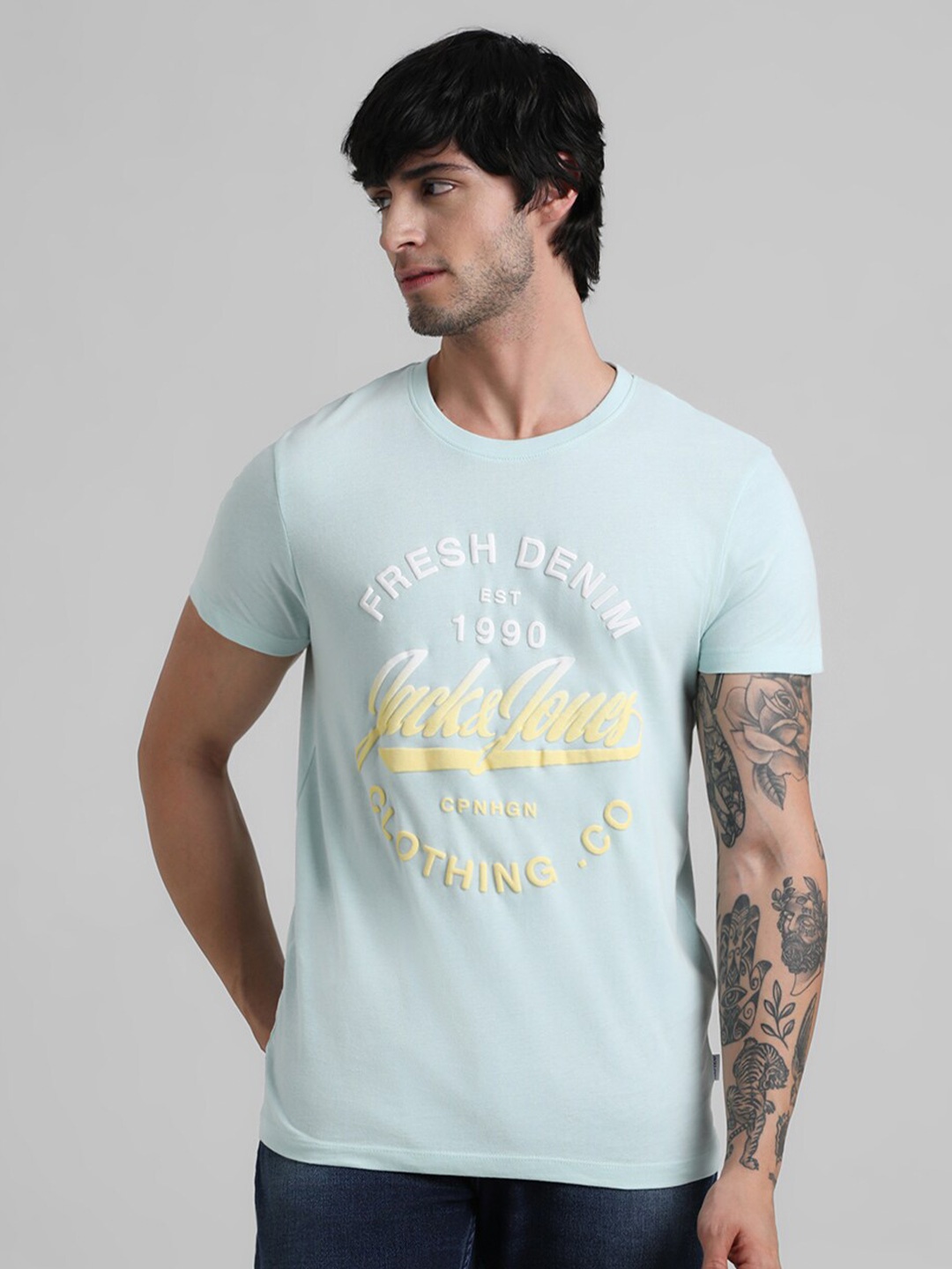 

Jack & Jones Men ]Typography Printed Slim Fit Cotton T-shirt, Blue