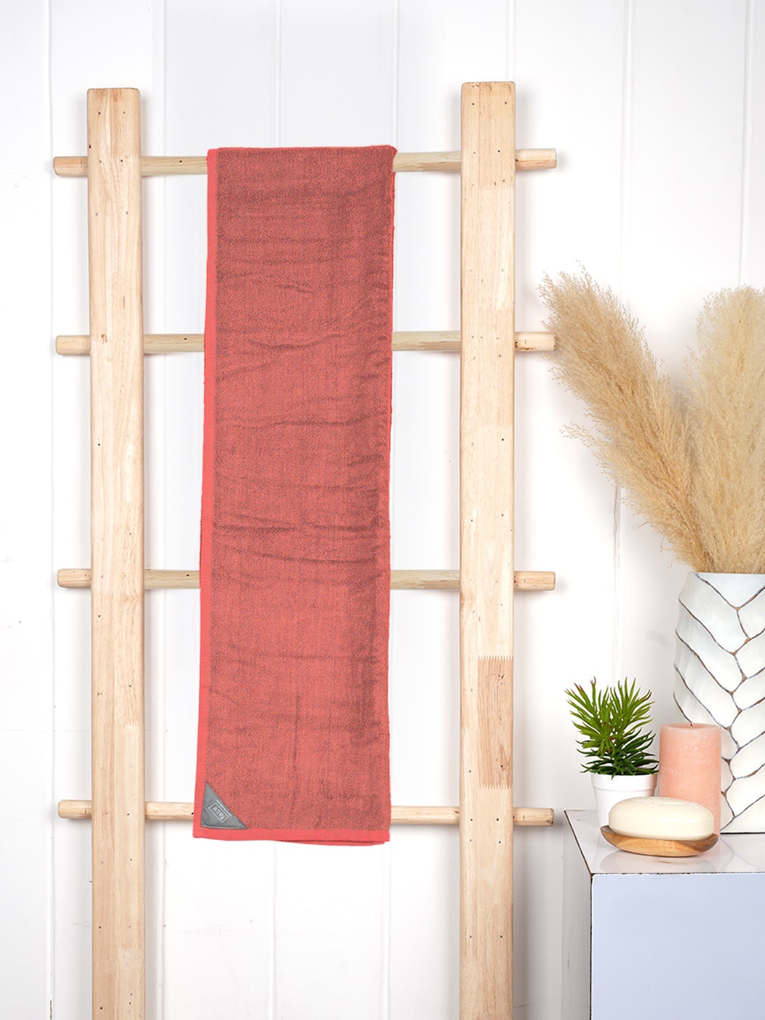 

Doctor Towels Coral Red 550 GSM Anti-Odor Bath Towel