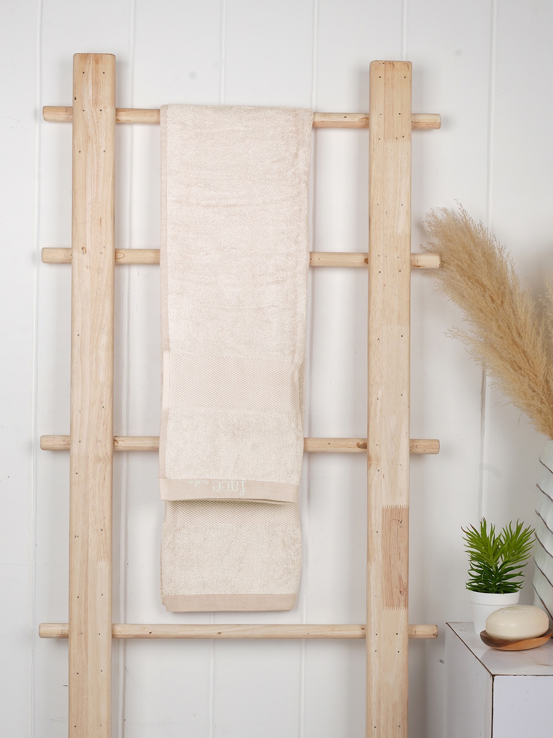 

Doctor Towels 650 GSM Anti-Odor Bamboo Natural Terry Bath Towel, Off white