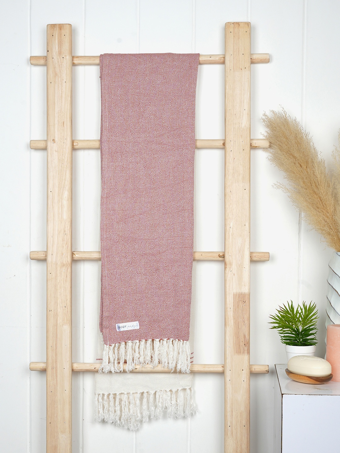 

Teracotta 400 GSM Anti-Odor Bamboo Waffle Plus Size Bath Towel, Brown