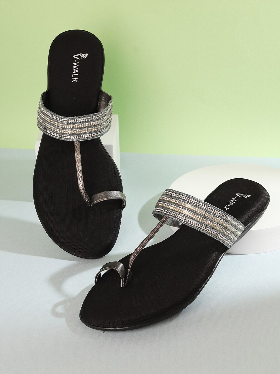

V-WALK Ethnic Embellished One Toe Flats, Metallic