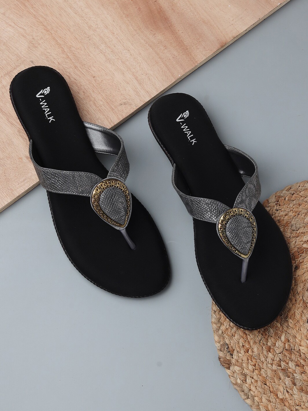 

V-WALK Textured Open Toe Flats, Grey