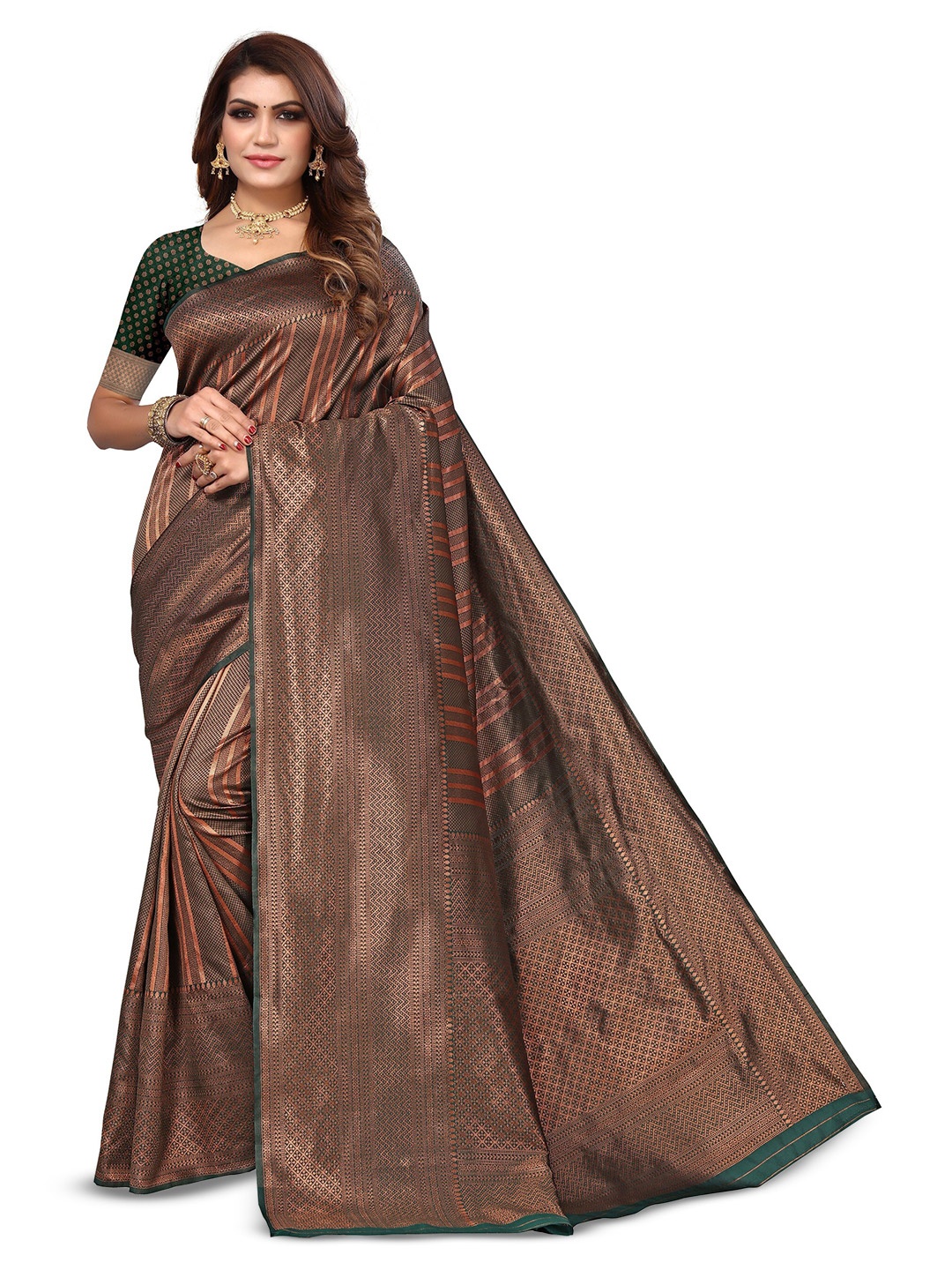 

Varanga Ethnic Motifs Woven Design Zari Art Silk Banarasi Saree, Green