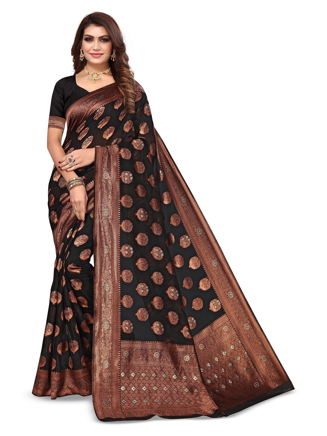 

Varanga Ethnic Motifs Woven Design Zari Art Silk Banarasi Saree, Black
