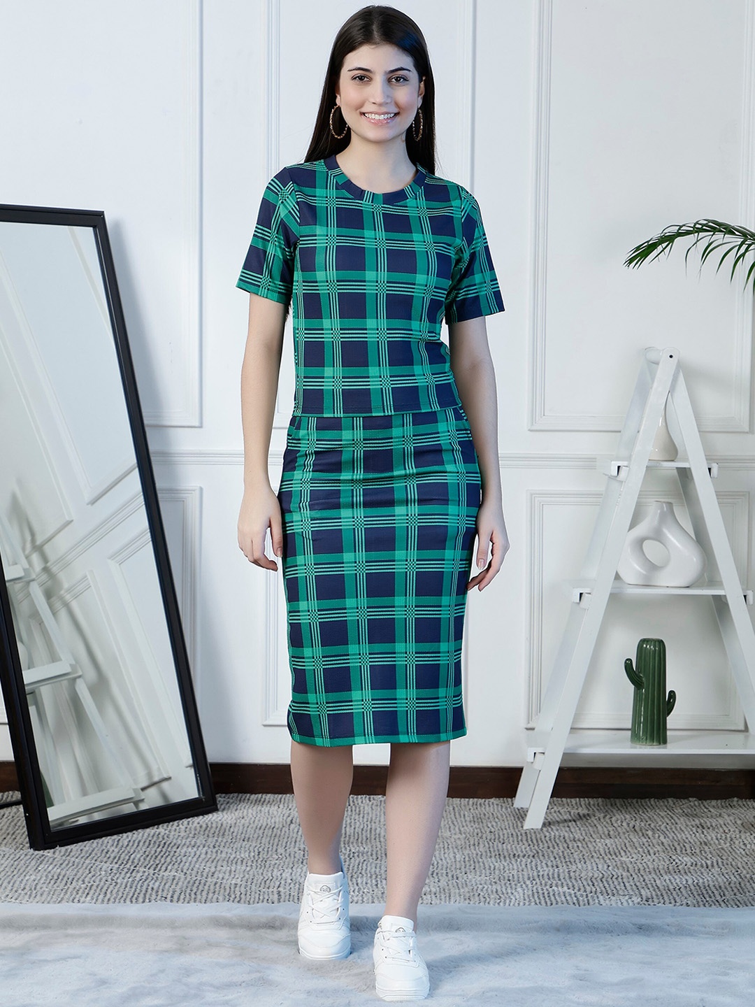 

NEUDIS Checked Top & Skirt, Green